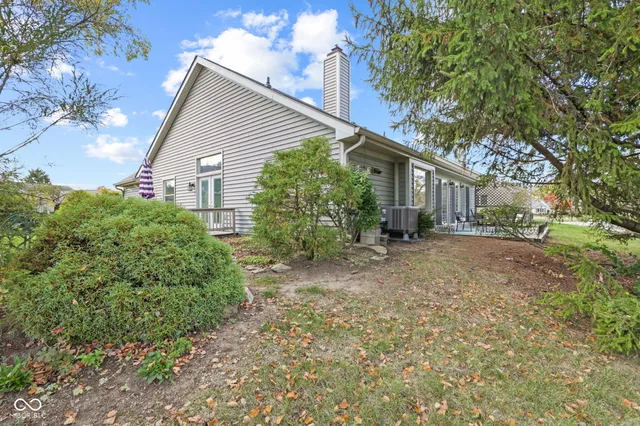 $329,900 | 8150 Silk Circle, Indianapolis, IN 46256