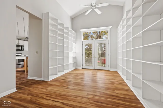 $329,900 | 8150 Silk Circle, Indianapolis, IN 46256