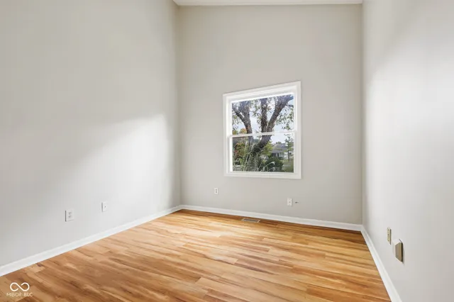 $329,900 | 8150 Silk Circle, Indianapolis, IN 46256