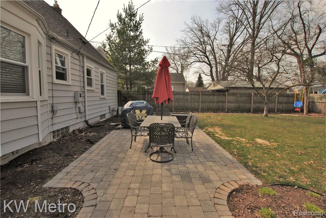 2783 Wakefield Road Berkley, MI 48072 - Photo 27 of 28 30.JPG