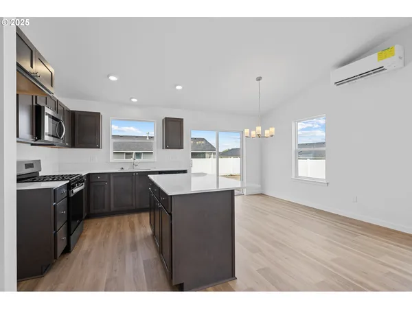 $289,950 | 144 Southwest Eagle Drive, Boardman, OR 97818