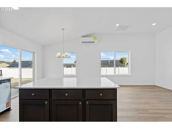 $289,950 | 144 Southwest Eagle Drive, Boardman, OR 97818