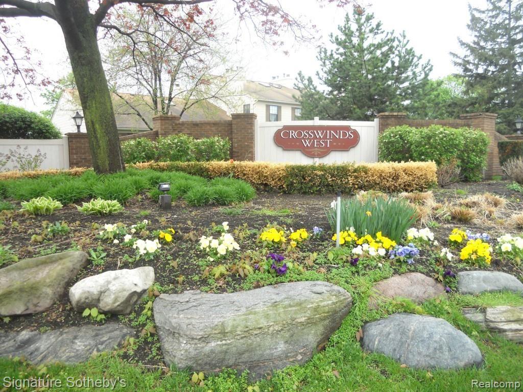 22262 Pondview, Unit 19 Novi, MI 48375 - Photo 25 of 29