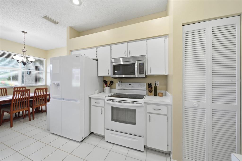 4941 Willow Ridge Terrace Valrico, FL 33596 - Photo 16 of 50