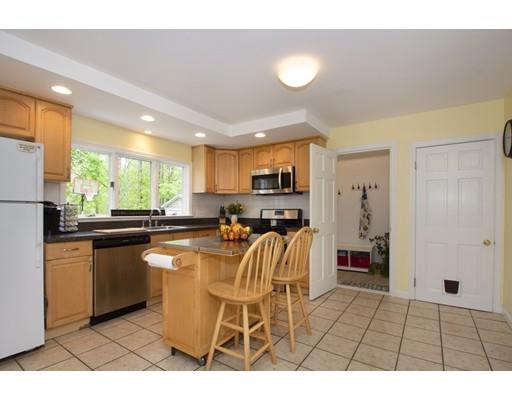 126 Booth Hill Road Scituate, MA 02066 - Photo 12 of 30 Gallery Image 12