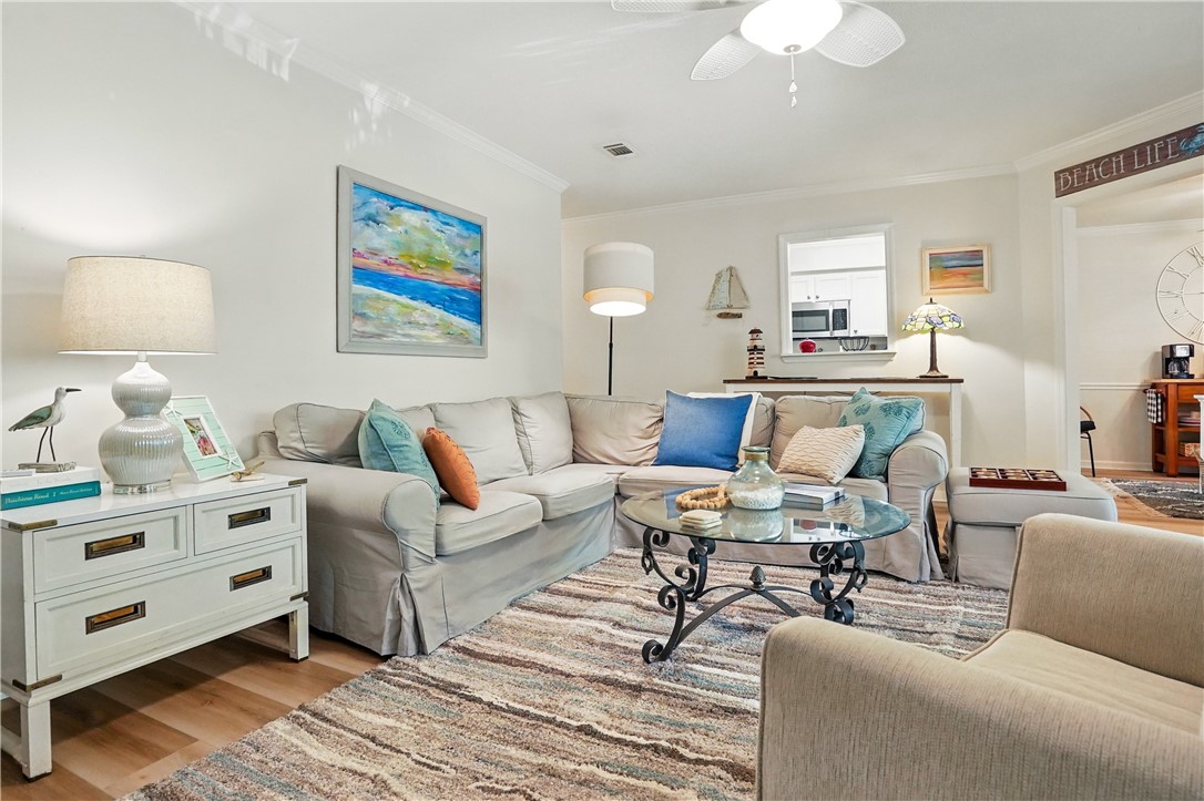 222 Walmar Grove St. Simons Island, GA 31522 - Photo 5 of 27