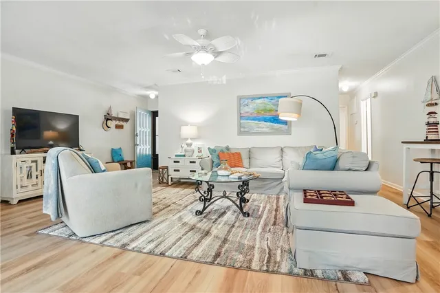 $322,500 | 222 Walmar Grove, St. Simons Island, GA 31522