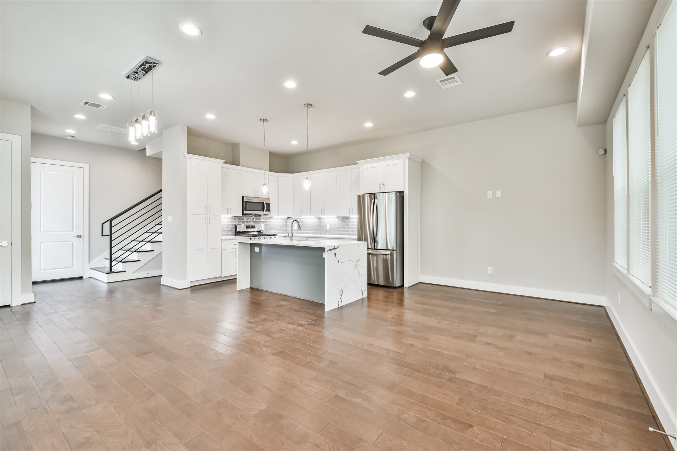 810 Mansfield Street Houston, TX 77091 - Photo 14 of 47