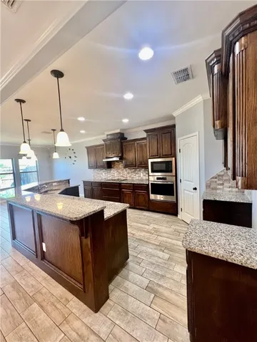 $2,450 | 2310 Vaughan Drive, Corpus Christi, TX 78414