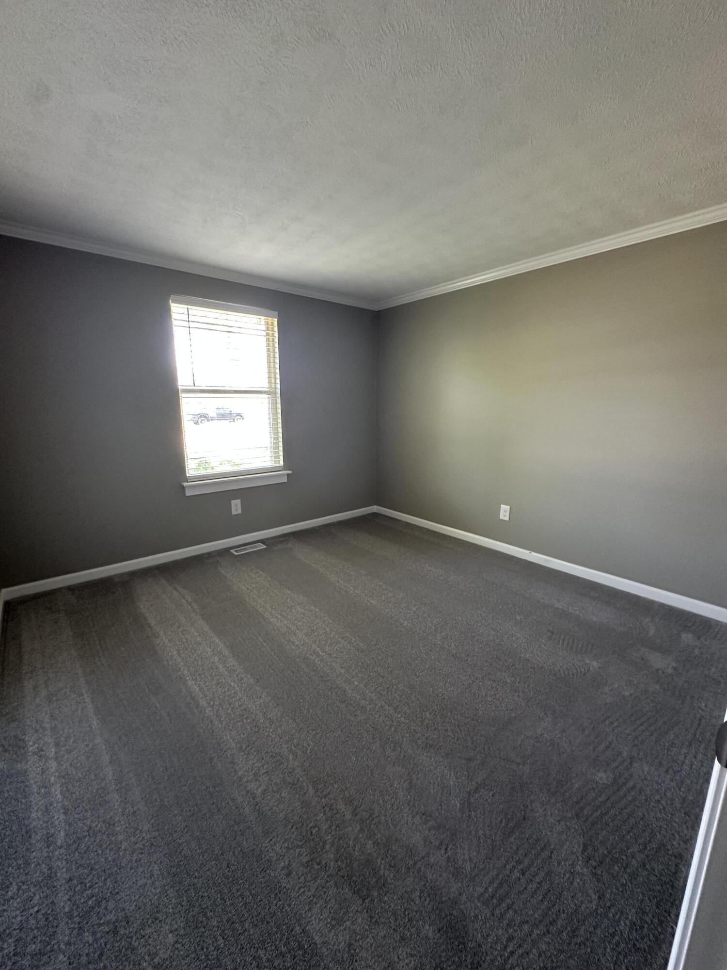 6020 Shull Road Dayton, OH 45424 - Photo 22 of 27