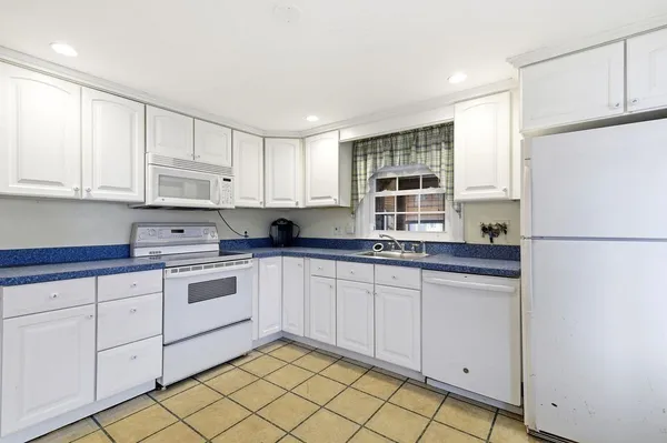 $475,000 | 175 Levin Road, Rockland, MA 02370