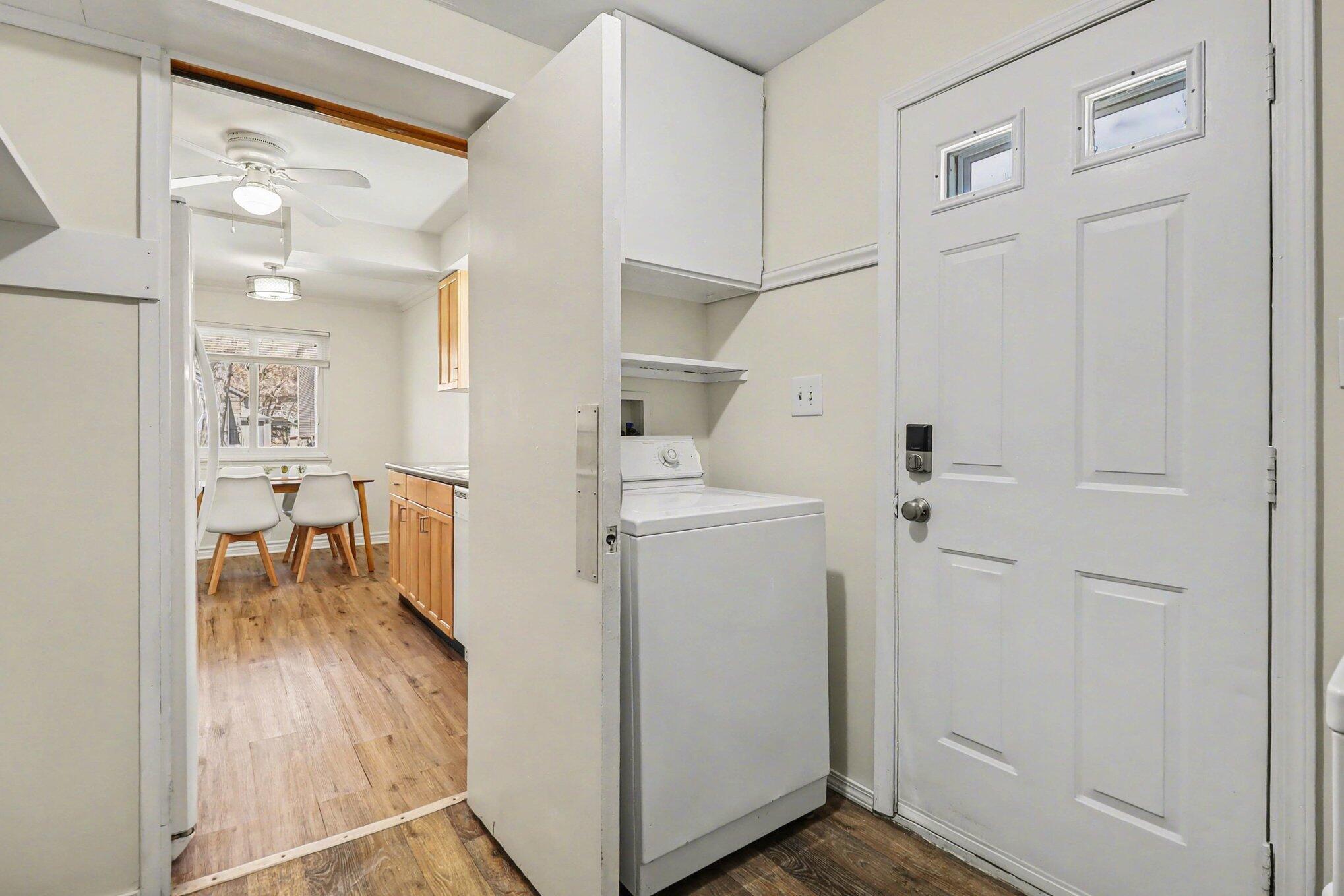 2189 Ridgemont Road Grosse Pointe Woods, MI 48236 - Photo 16 of 36 020_file_4449