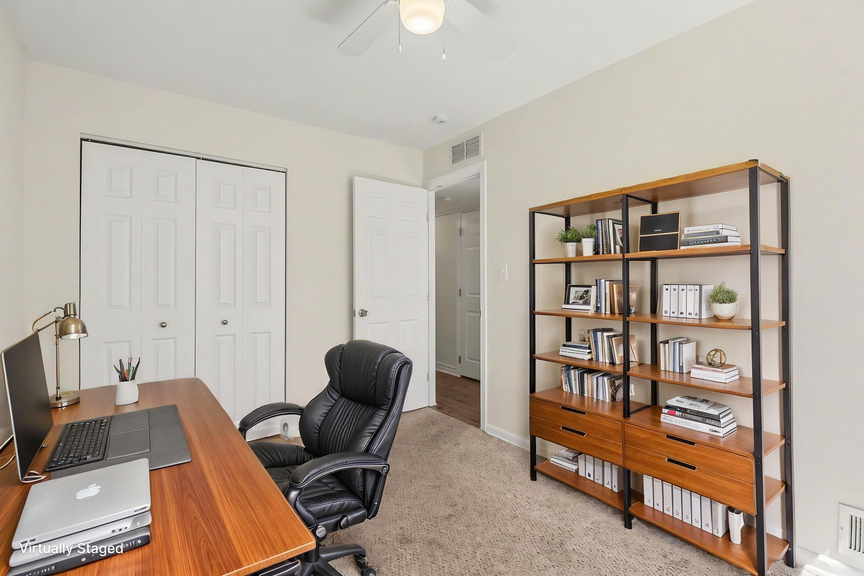 2189 Ridgemont Road Grosse Pointe Woods, MI 48236 - Photo 22 of 36 025_file_6651 VS Watermark