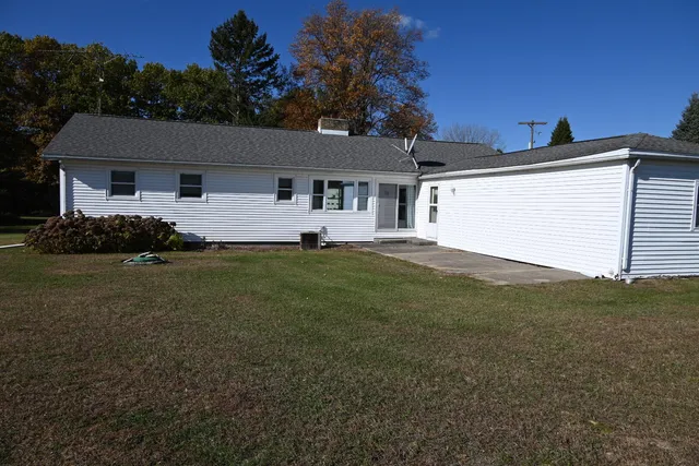 $1,250,000 | 16753 South Fenmore Road, Bannister, MI 48807