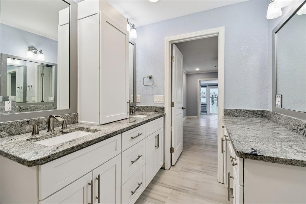 334 Boca Ciega Point Boulevard, Unit 606 St. Petersburg, FL 33708 - Photo 24 of 57