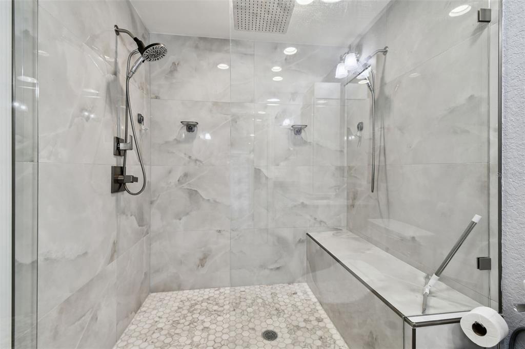 334 Boca Ciega Point Boulevard, Unit 606 St. Petersburg, FL 33708 - Photo 25 of 57