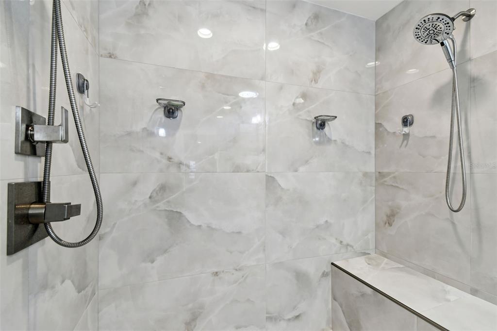 334 Boca Ciega Point Boulevard, Unit 606 St. Petersburg, FL 33708 - Photo 26 of 57