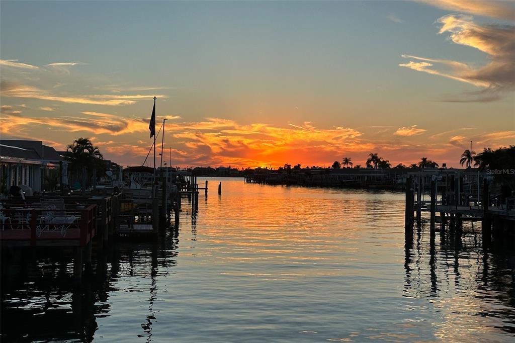 334 Boca Ciega Point Boulevard, Unit 606 St. Petersburg, FL 33708 - Photo 40 of 57