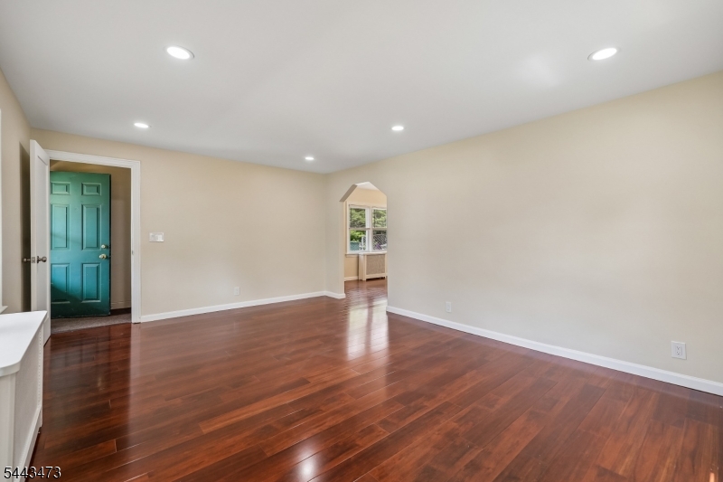 19 Rosedale Avenue, Unit 1 Montclair, NJ 07042 - Photo 3 of 23