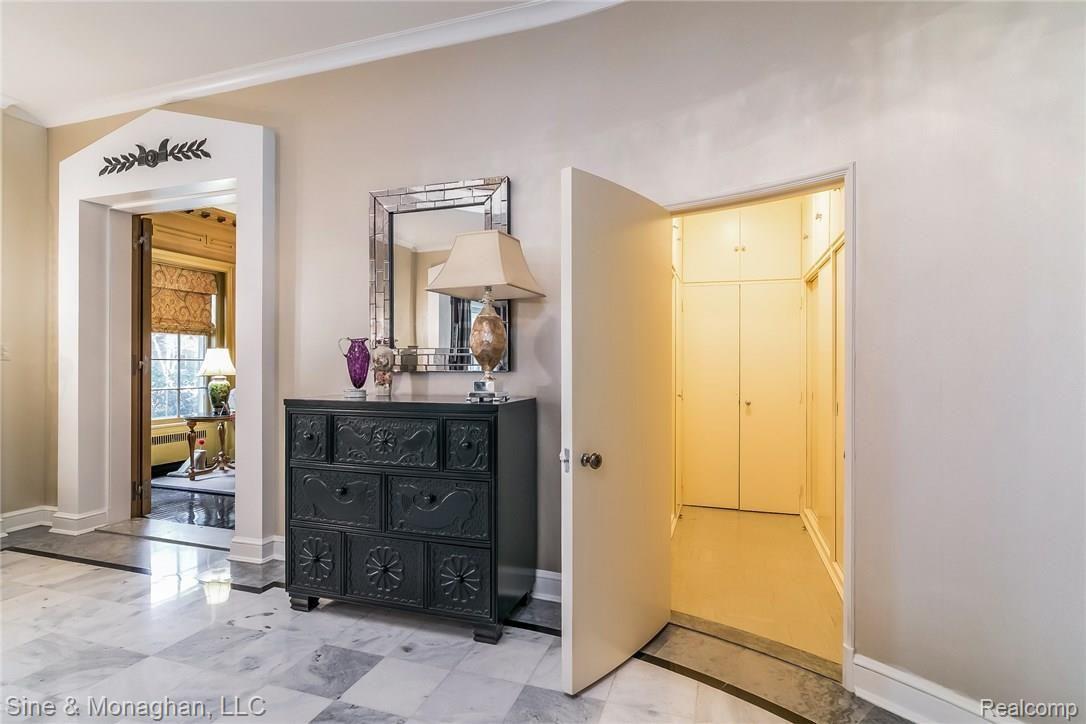 76 Lothrop Road Grosse Pointe, MI 48236 - Photo 11 of 70 006-Foyer-5209725-medium.jpg