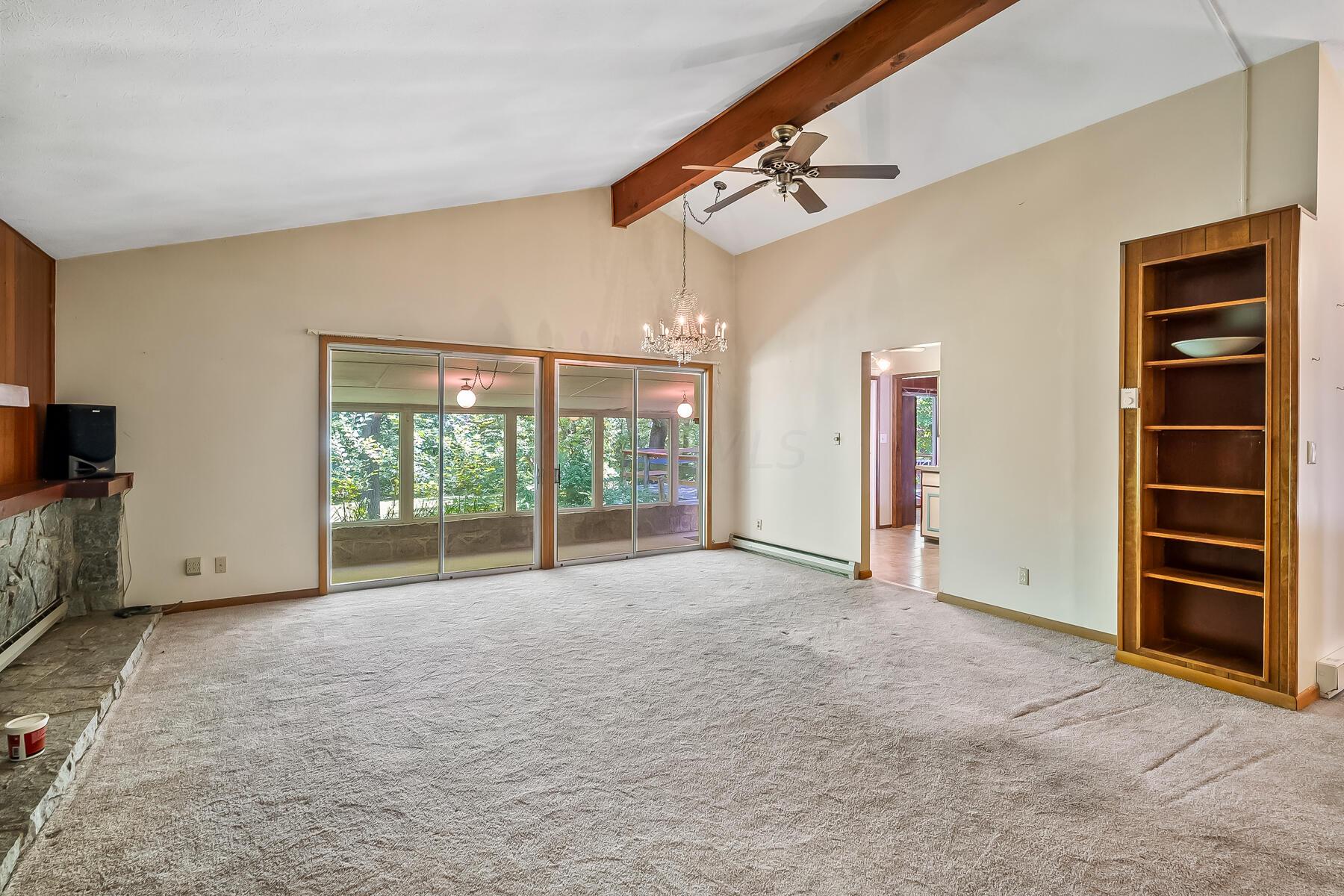 5985 Dublin Road Delaware, OH 43015 - Photo 22 of 49 Great Room