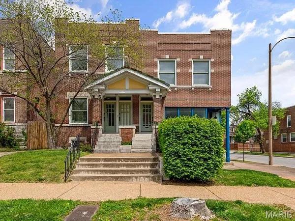 $444,900 | 2901 Sidney Street, St. Louis, MO 63104