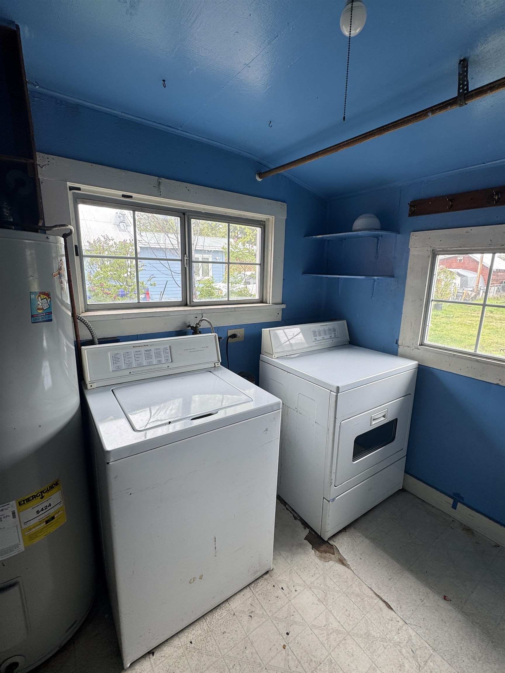225 Lassen Street Chester, CA 96020 - Photo 6 of 23 a utility room with dryer and washer