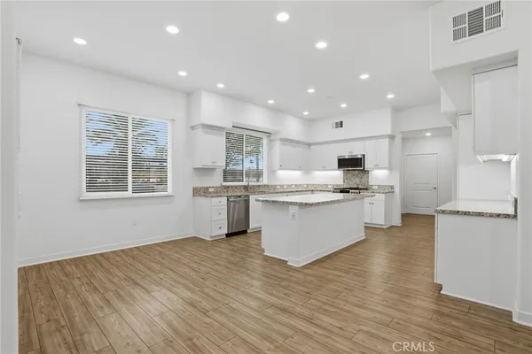 $649,999 | 1851 Union Street, Unit 6, Anaheim, CA 92805
