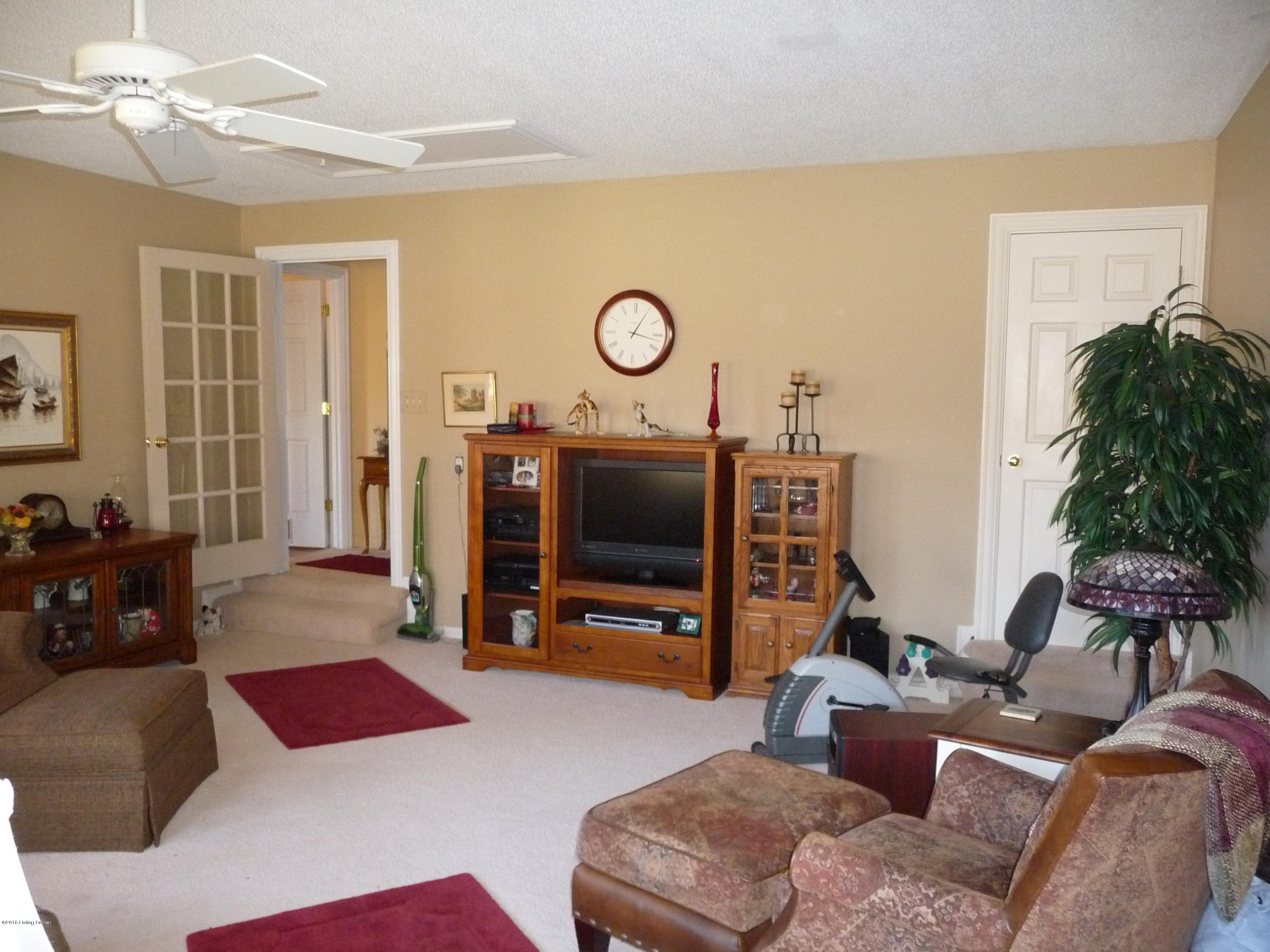 935 Ritchie Lane Bardstown, KY 40004 - Photo 8 of 20 P1030408