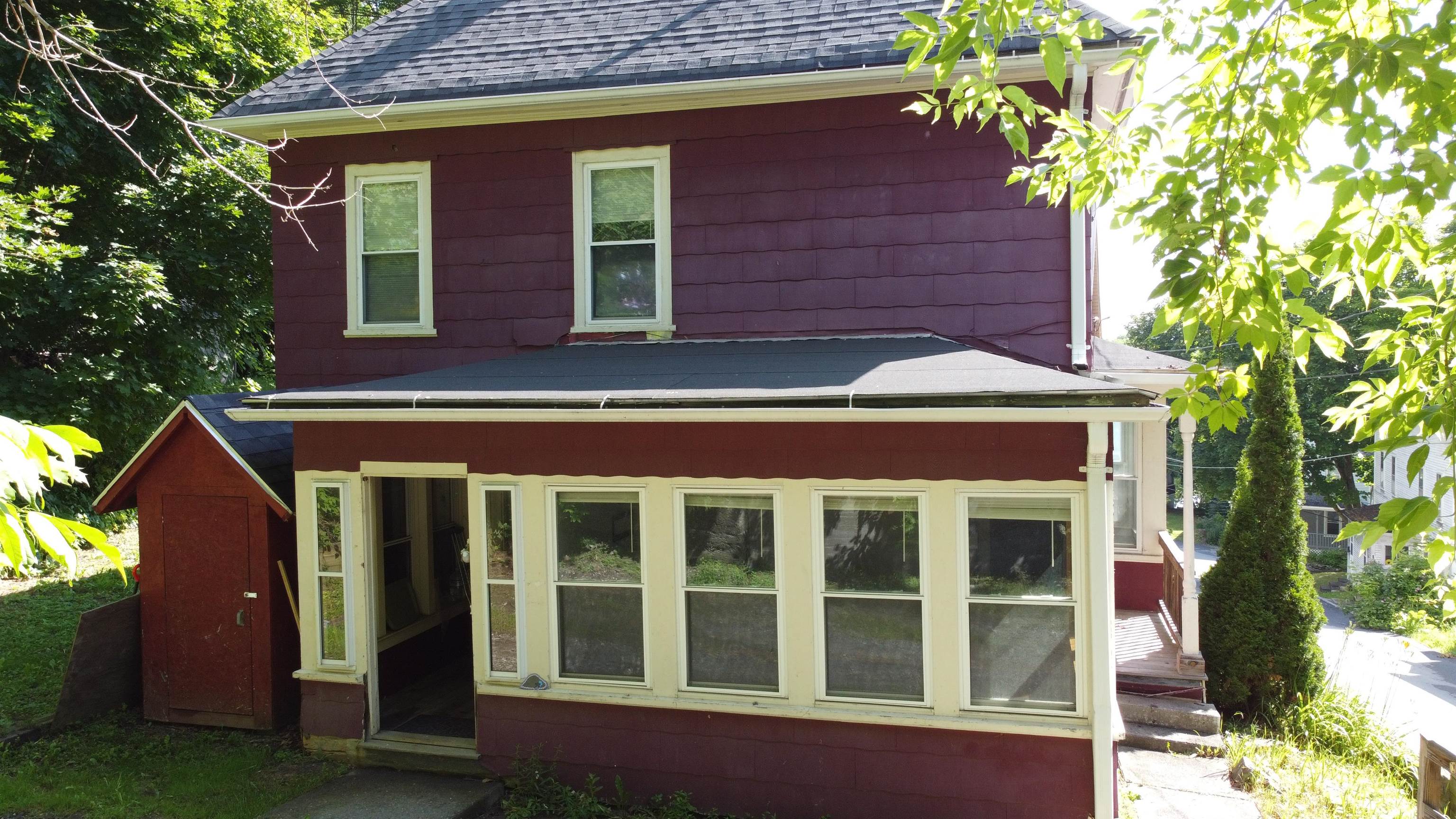 25 Clark Street Newport, VT 05855 - Photo 3 of 26