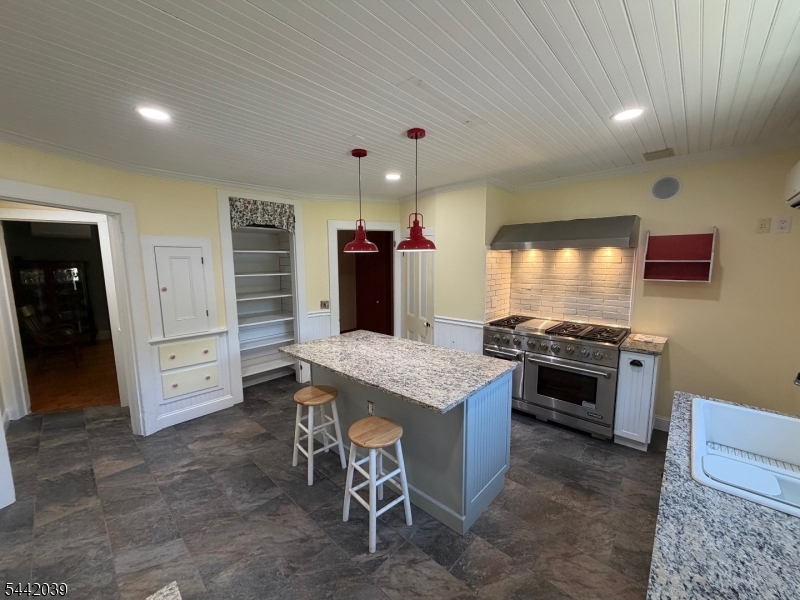 689 Bartley Road Flanders, NJ 07836 - Photo 11 of 37