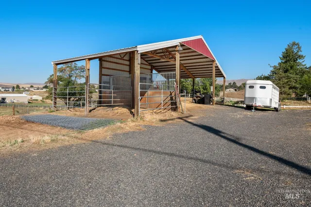 $344,000 | 2208 4th Avenue, Clarkston, WA 99403