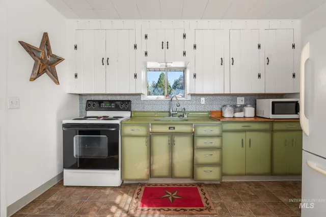 $344,000 | 2208 4th Avenue, Clarkston, WA 99403