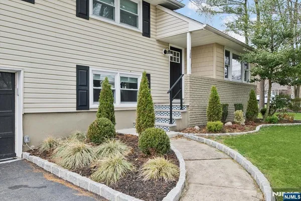 $800,000 | 125 Park Avenue, Morris Township, NJ 07960