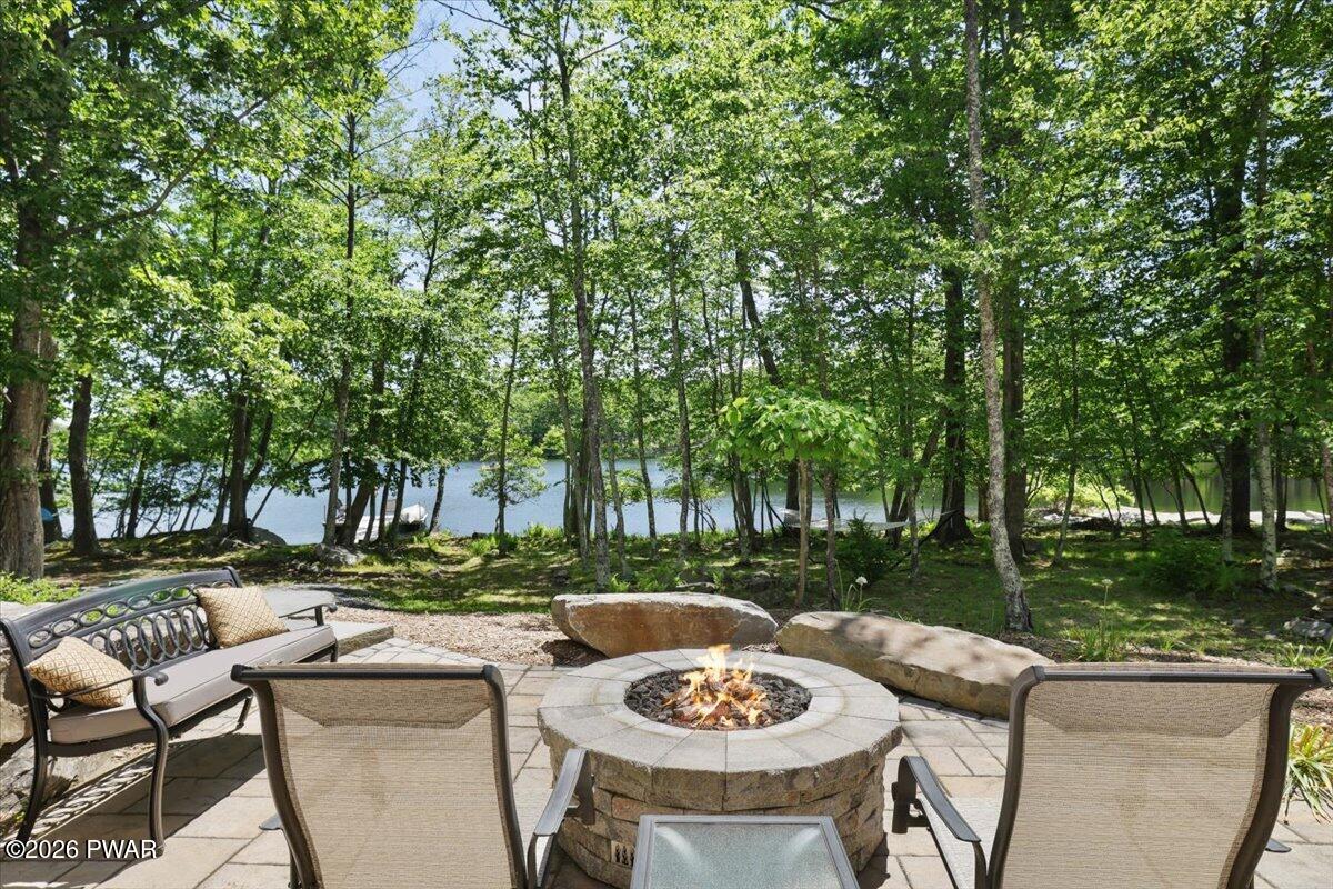 2350 Eagle Path Bushkill, PA 18324 - Photo 35 of 53