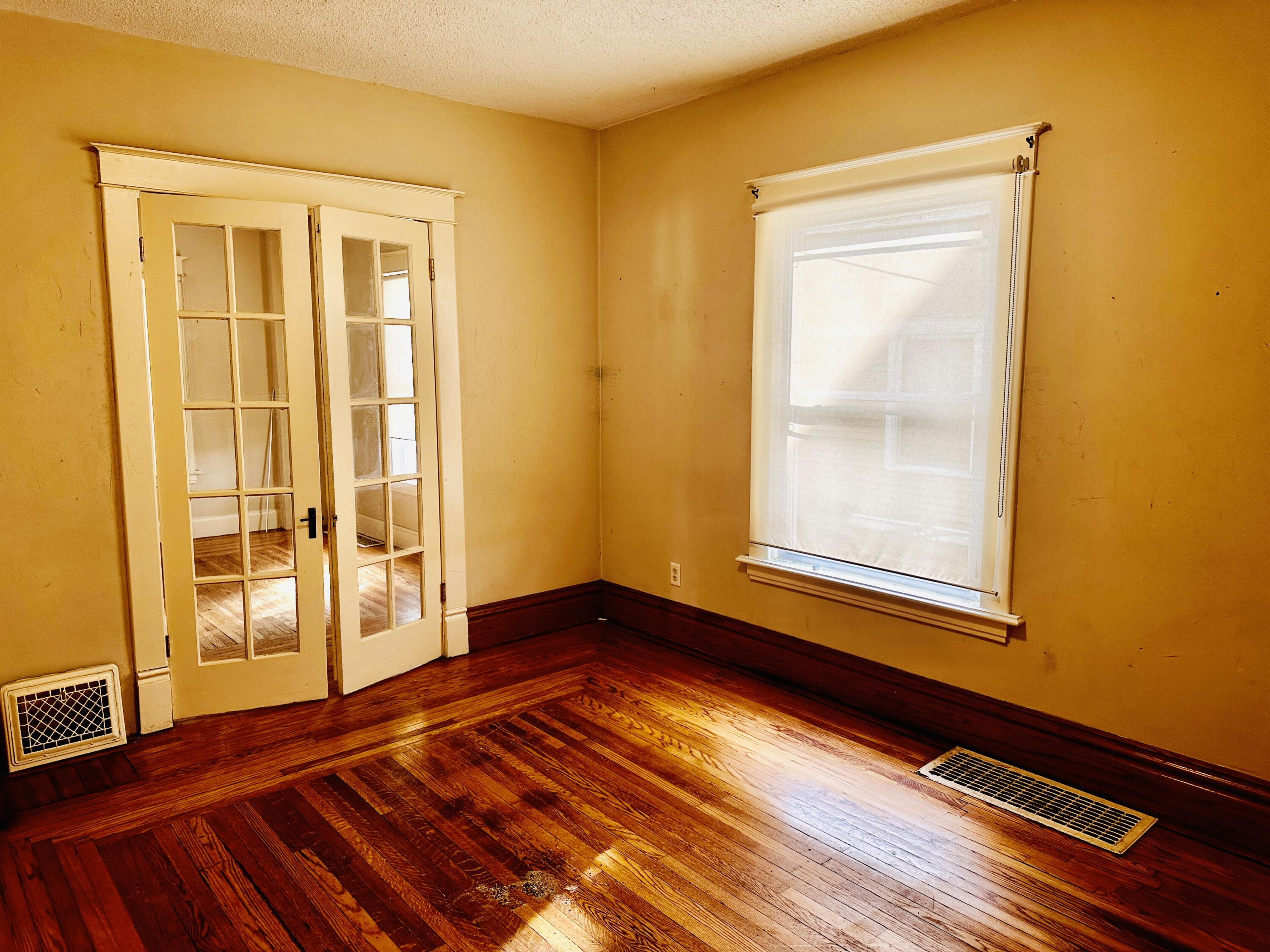 823 Reed Street Kalamazoo, MI 49001 - Photo 12 of 25 A4187003-5C1F-4758-83A5-7904A3822E1E