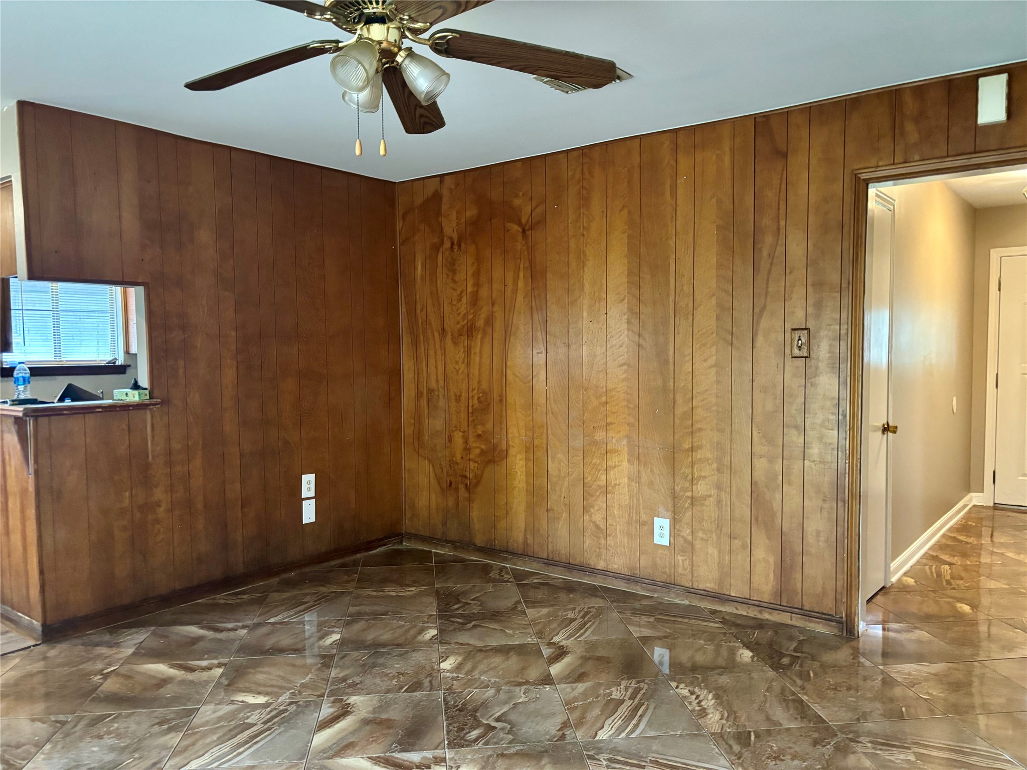 4906 Hollybrook Lane Houston, TX 77039 - Photo 9 of 18