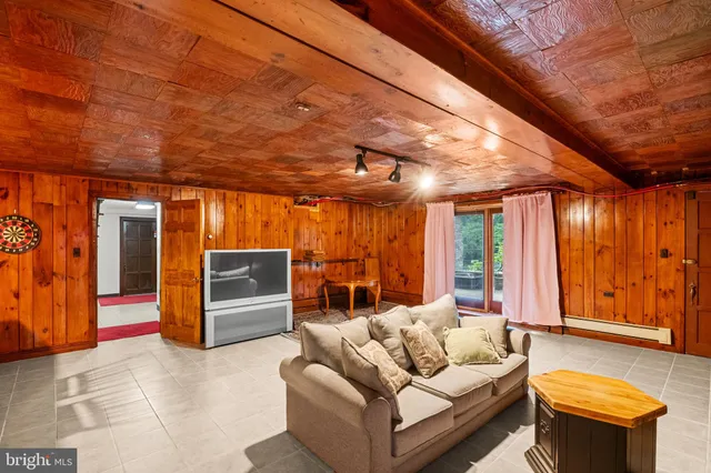 $599,000 | 180 Candy Road, Mohnton, PA 19540