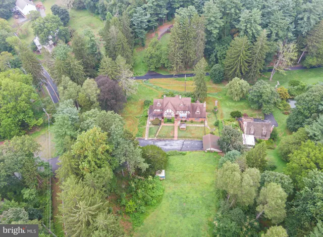 $599,000 | 180 Candy Road, Mohnton, PA 19540