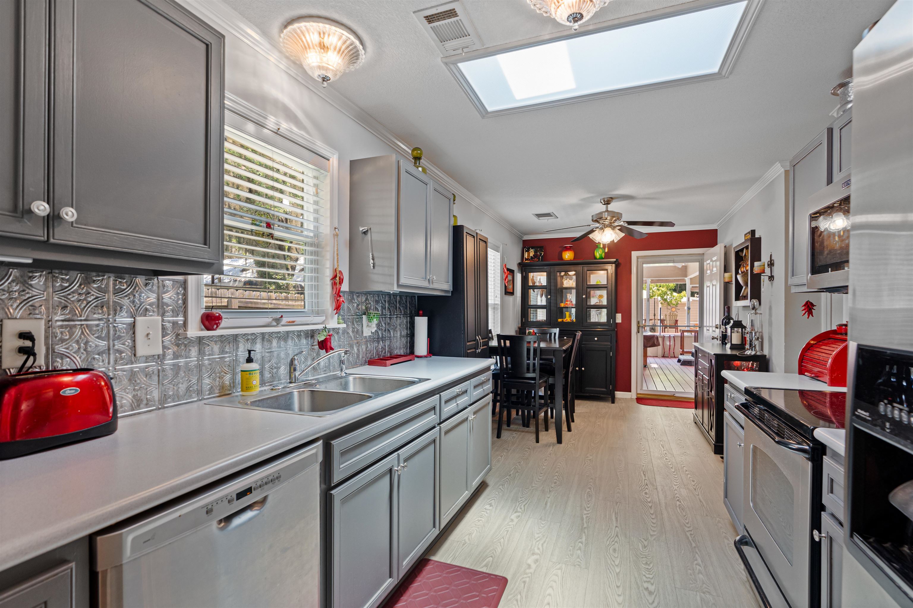51 Spring Street St. Augustine, FL 32084 - Photo 10 of 32 Gallery Image 10