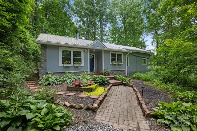 $337,500 | 193 Timberside Drive, Mars Hill, NC 28754