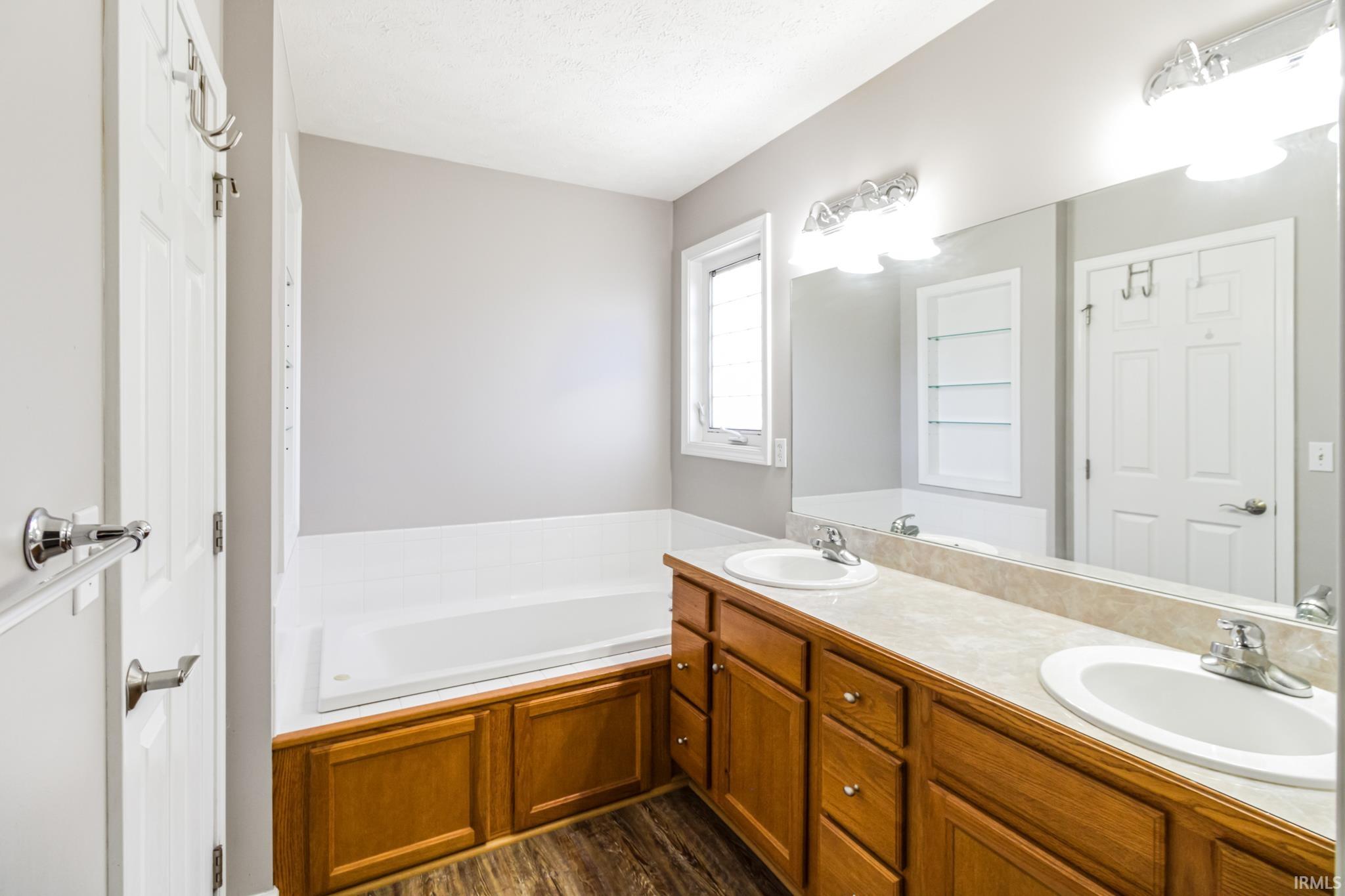 1608 South Stapleton Drive Yorktown, IN 47396 - Photo 12 of 19