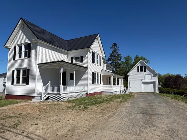 $227,777 | 7 Cleveland Street, Houlton, ME 04730