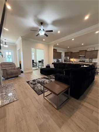 $3,900 | 103 Cypress Pk Lane, Belle Chasse, LA 70037