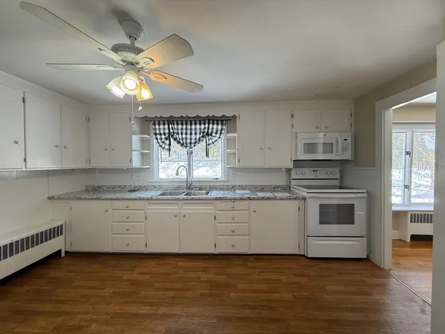 $1,900 | 52 Chestnut Street, Rehoboth, MA 02769