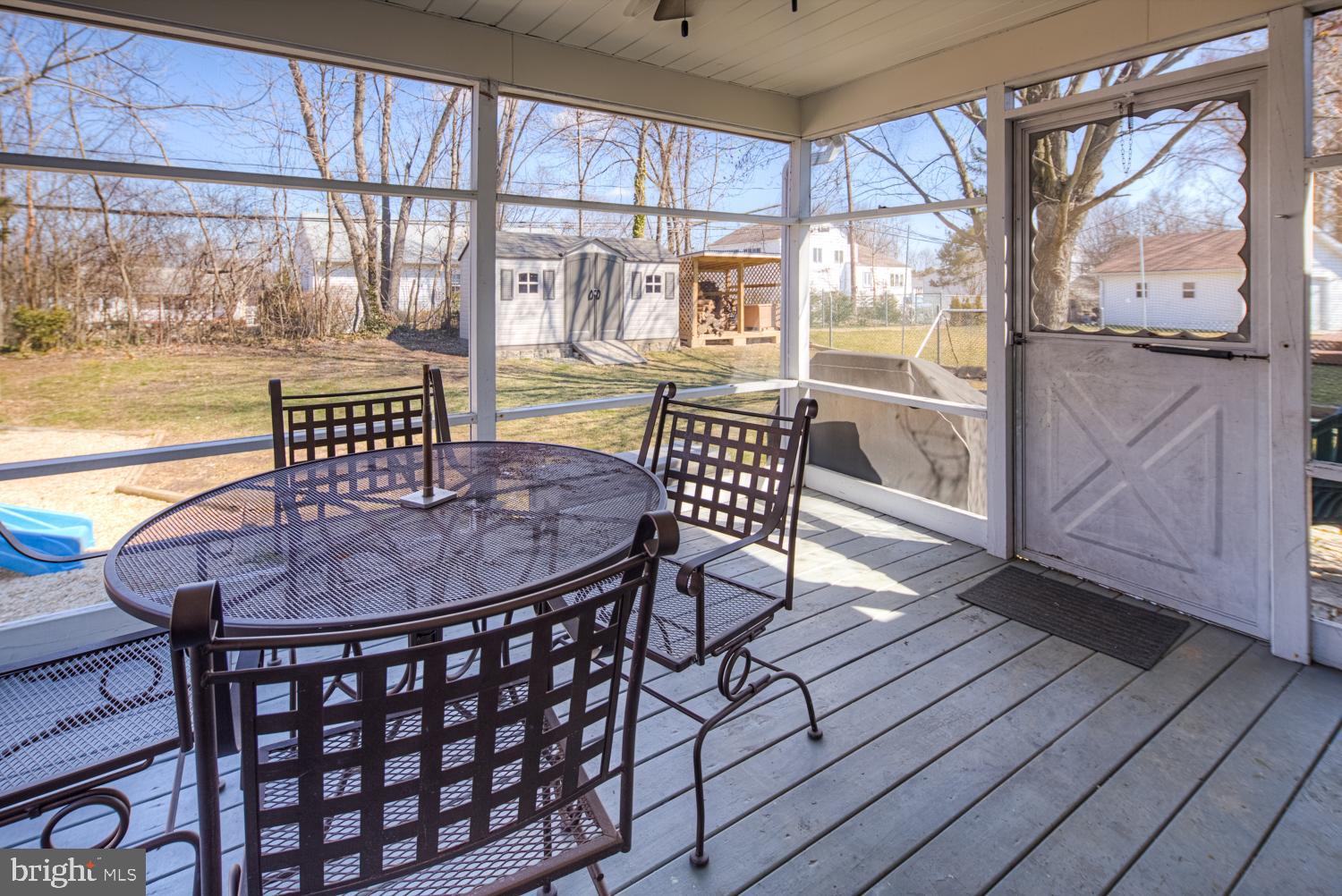 7 Withams Road Newark, DE 19711 - Photo 22 of 28 Screened in Porch