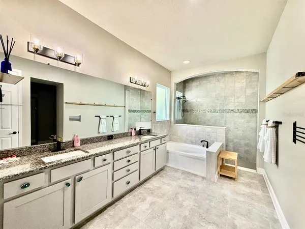 $2,900 | 6414 Salt Creek Avenue, Apollo Beach, FL 33572