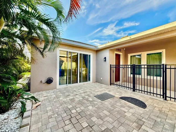 $2,900 | 6414 Salt Creek Avenue, Apollo Beach, FL 33572