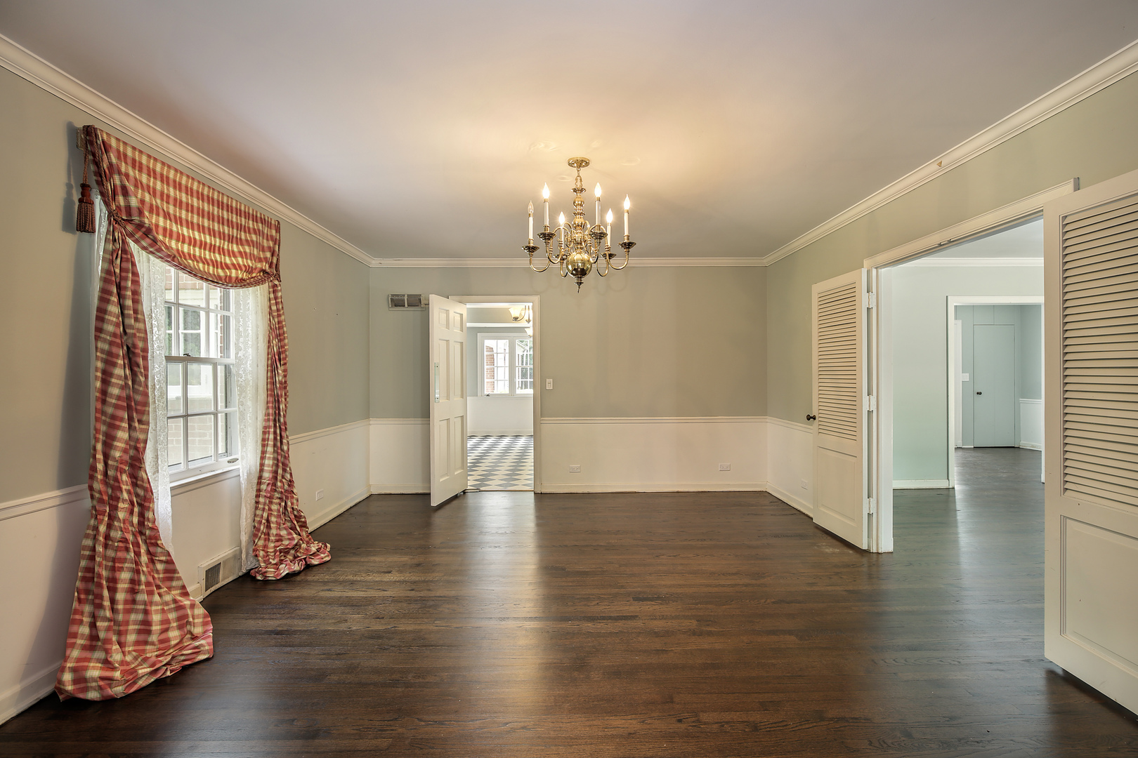 30 Woodley Road Winnetka, IL 60093 - Photo 8 of 15