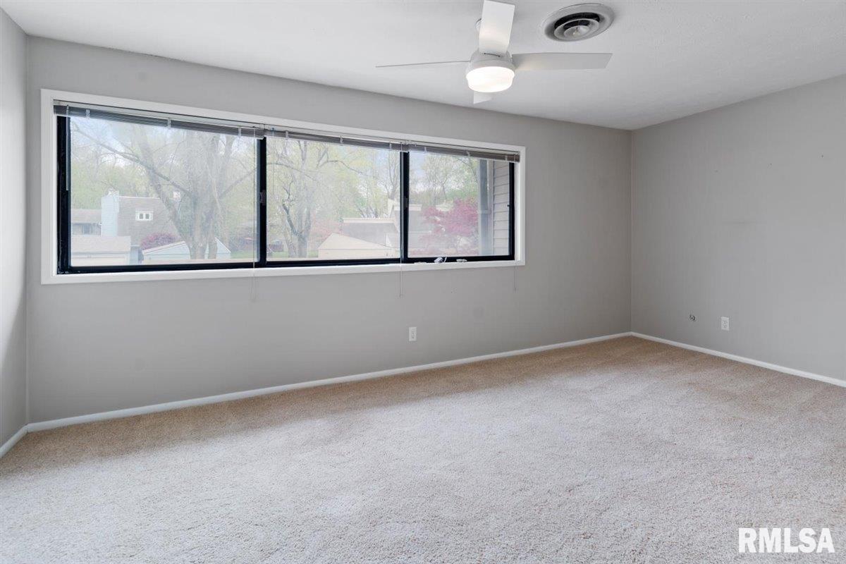 3 Country Place Springfield, IL 62703 - Photo 22 of 49